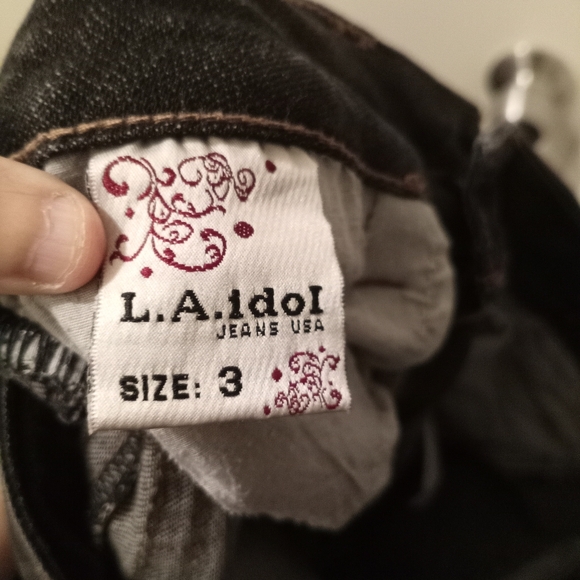 . - Picture 10 of 16